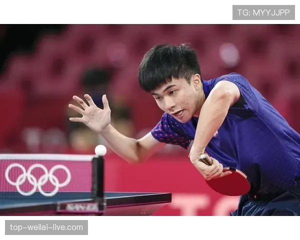 乔纳森·戴维如何驱动高位压迫：战术角色与执行关键