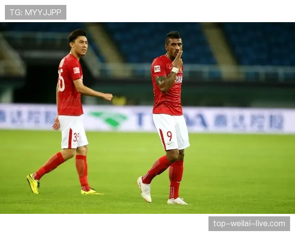 保利尼奥强强对话连场前插破门，进攻角色转型成效几何？