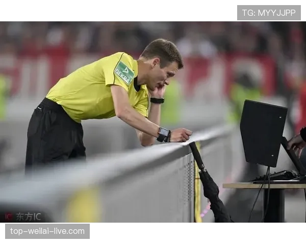 干扰比赛判罚标准解析：裁判如何界定故意与非故意行为？